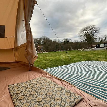 1 Glamping Tent With Kitchen & Electric On Small Family Campsite, No Bedding Supplied Narberth Exterior photo